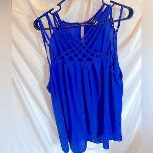 Torrid criss cross chiffon tank top. Size 2X. Blue.